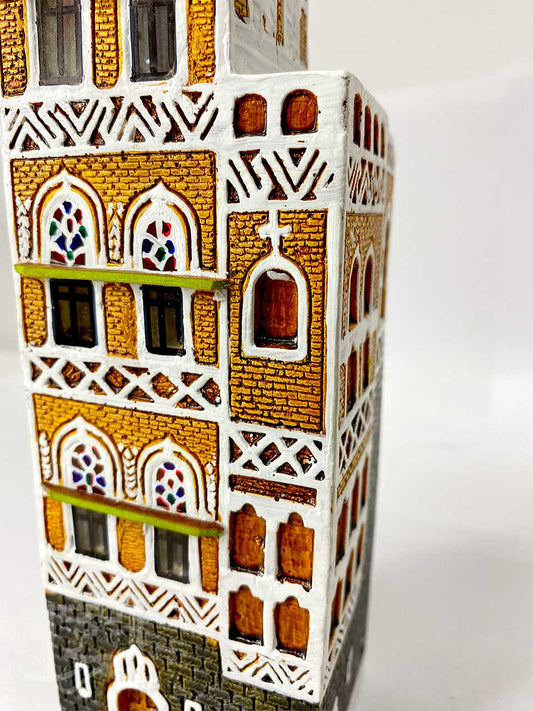 DKJ4 Scale model of the traditional high tower building - نموذج مصغر للبيت الصنعاني التقليدي في اليمن