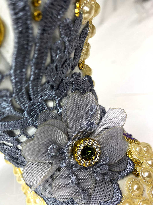 MB05 Yemen made White Bakhoor Burner, مبخرة بتصميم مميز صنع في اليمن مبخرة مطرزة